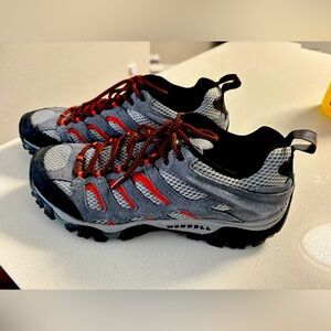 Merrell performance hiking shoes. Size 10.5